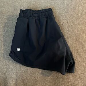 Navy Lululemon hotty hot shorts Size 6